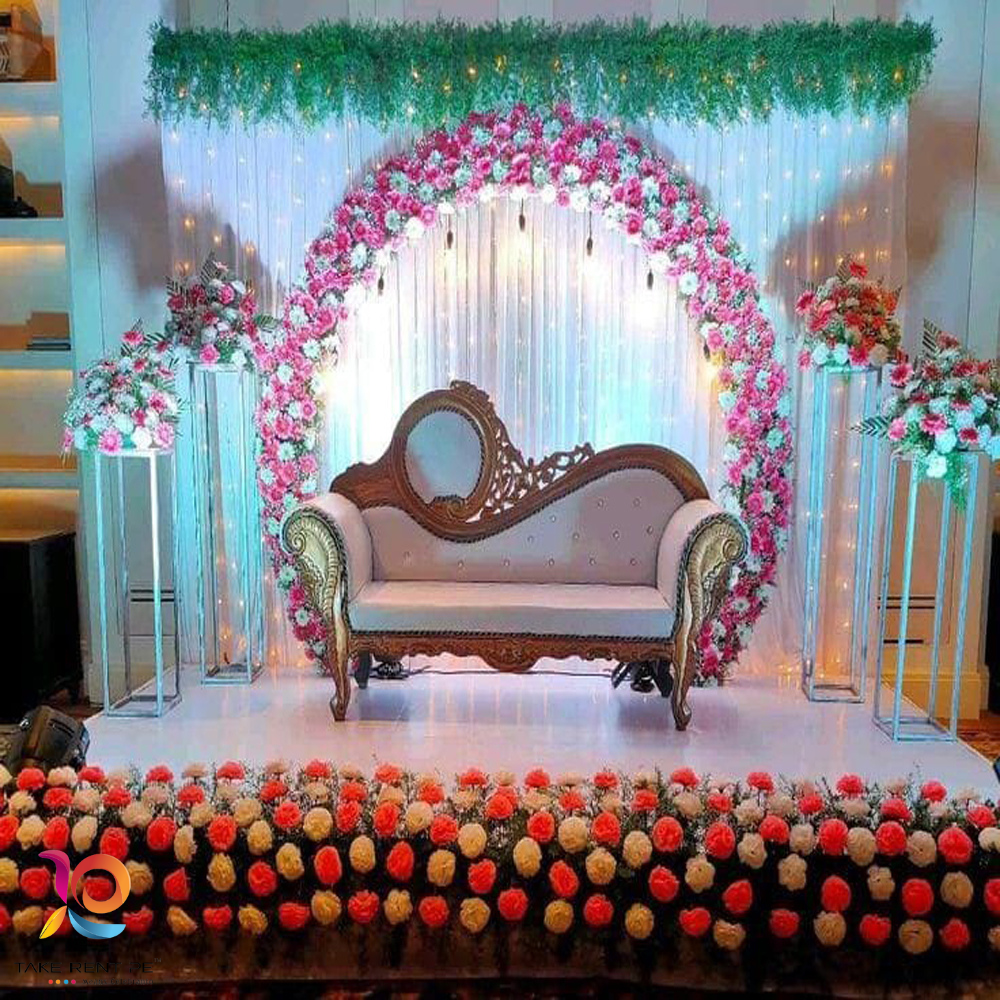 Classic and Simple Engagement Decoration with Flower